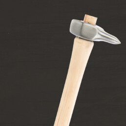 Jim Blurton Centre Punch with wooden handle at official Jim Blurton shop to buy online, horseshoes, farrier tools & accessories distributed worldwide.
