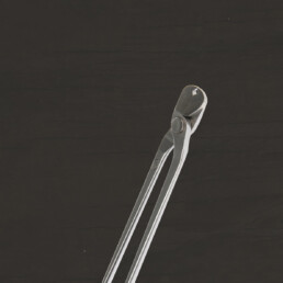 Jim Blurton Crease Nail Puller, visit the official Jim Blurton shop to buy online, horseshoes, farrier tools & accessories distributed worldwide.